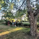 Πανσιόν Demeure De Mauge