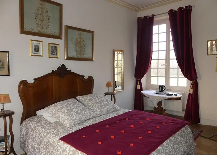 Demeure De Mauge Casa de hóspedes 4*